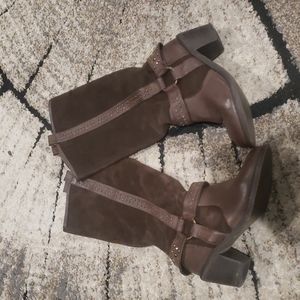 Skechers brown studded boots